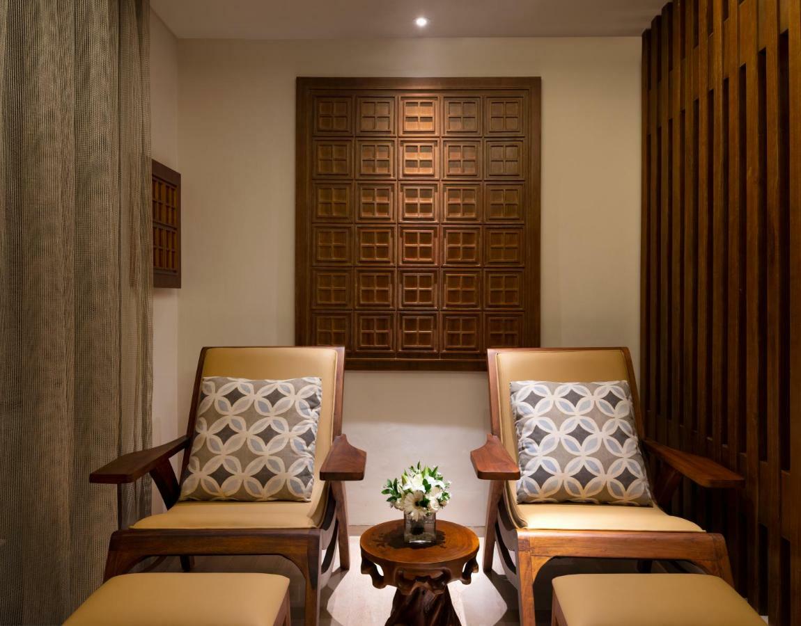 巴厘岛乌鲁瓦图安纳塔拉度假酒店 外观 照片 Interior of a spa at the Four Seasons Hotel, Bangkok